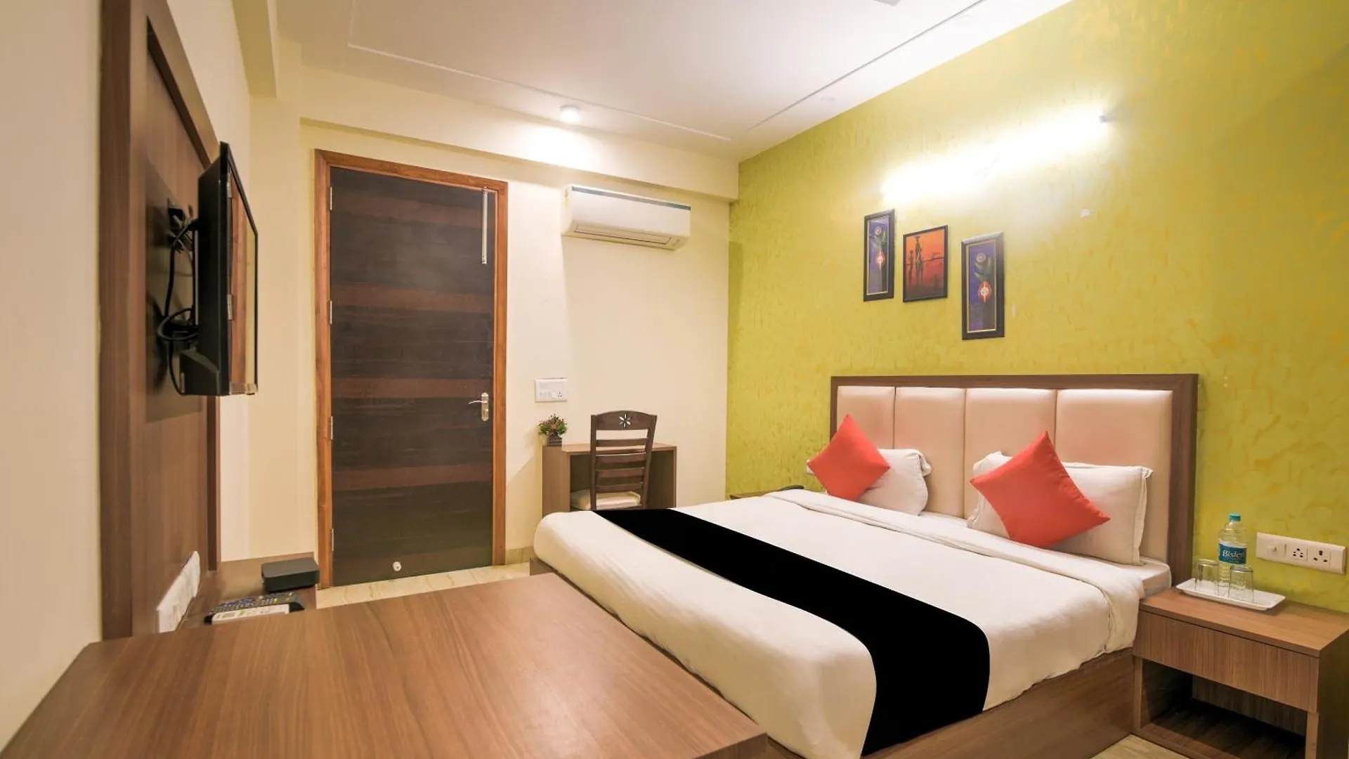 Hotel Collection O Sappire Inn Near Appu Ghar Gurgaon